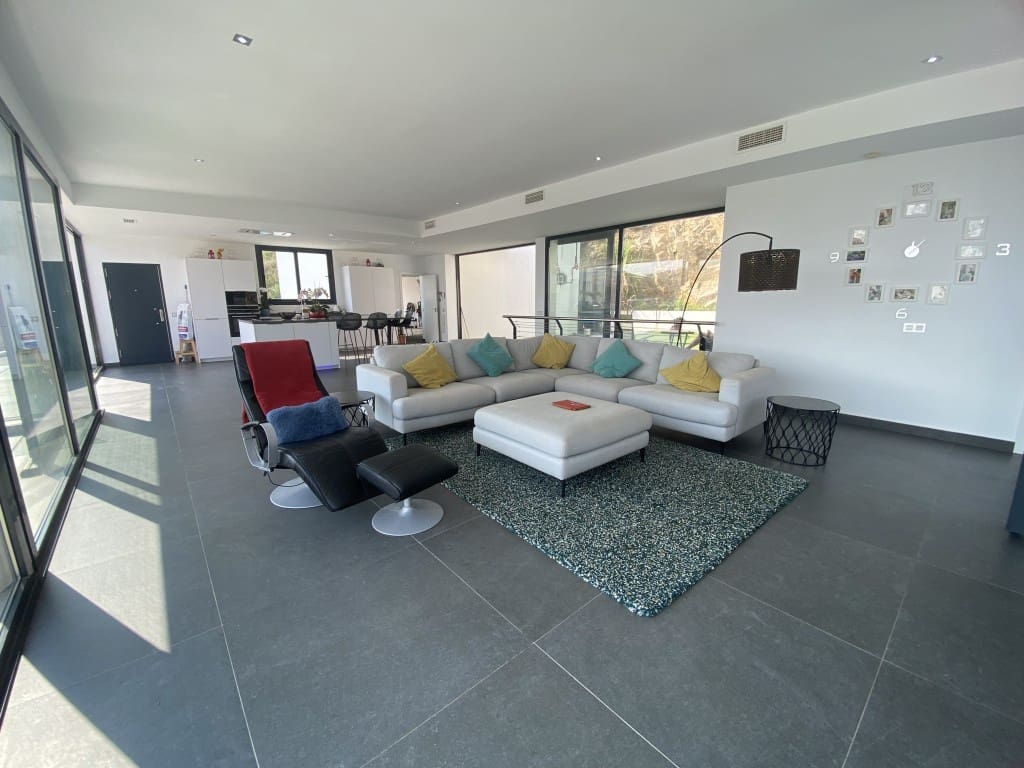 Chalet de 4 habitaciones en La Cala de Mijas en venta con piscina garaje - 1.300.000 € (Ref: 8577560)