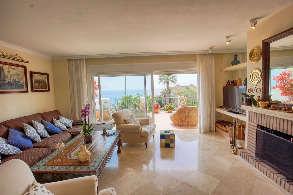 4 soveværelse Byhus til salg i Bahia de Casares med swimmingpool garage - € 575.000 (Ref: 8577571)