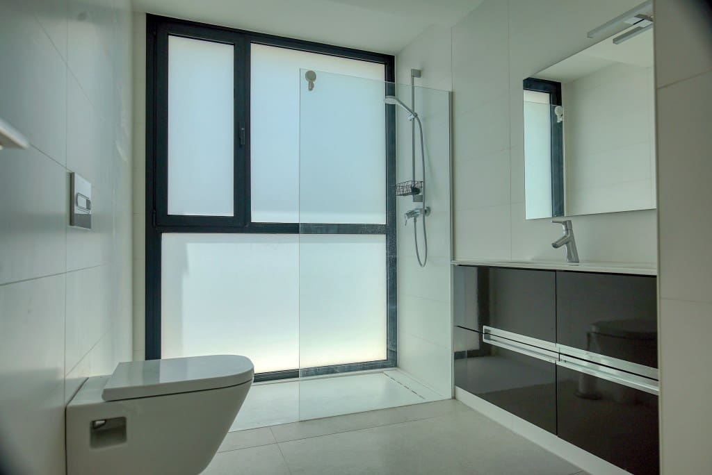 4 soverom Villa til salgs i La Duquesa / Puerto de la Duquesa - € 1 200 000 (Ref: 8577573)