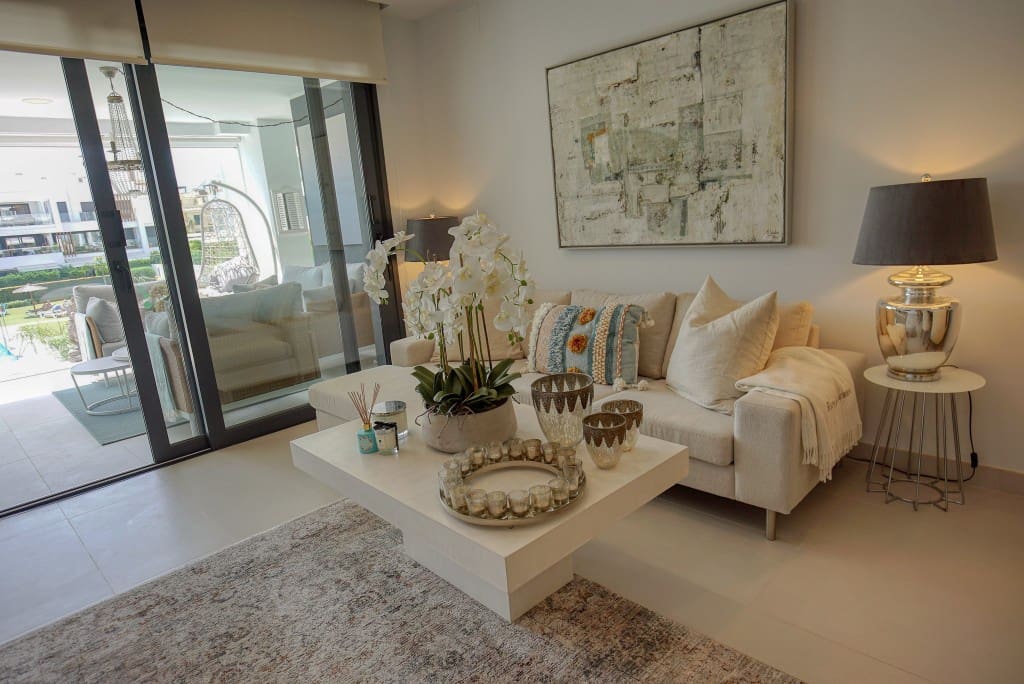 2 soveværelse Lejlighed til salg i Estepona med swimmingpool garage - € 500.000 (Ref: 8577575)