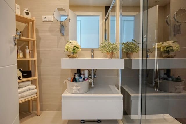 2 quarto Apartamento para venda em Estepona com piscina garagem - 500 000 € (Ref: 8577575)