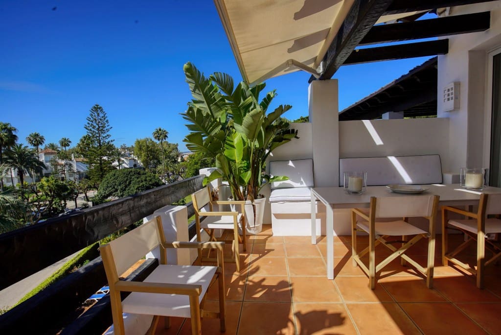 2 quarto Penthouse para venda em Estepona - 996 000 € (Ref: 8577576)