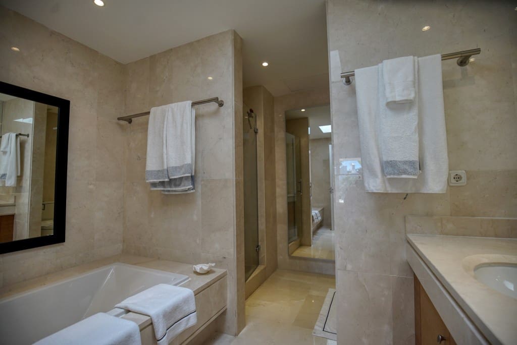 2 quarto Penthouse para venda em Estepona - 996 000 € (Ref: 8577576)