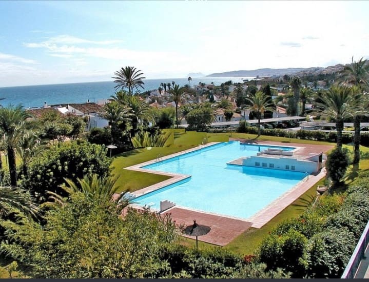 4 soverom Villa til salgs i Bahia Dorada med svømmebasseng - € 1 295 000 (Ref: 8577595)