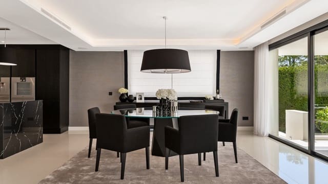 7 chambre Villa/Maison à vendre à Nueva Andalucia, Marbella avec piscine garage - 5 995 000 € (Ref: 8684570)