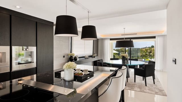 7 chambre Villa/Maison à vendre à Nueva Andalucia, Marbella avec piscine garage - 5 995 000 € (Ref: 8684570)