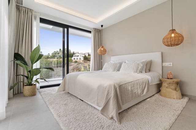 6 sypialnia Willa na sprzedaż w Estepona z basenem garażem - 1 495 000 € (Ref: 8684575)