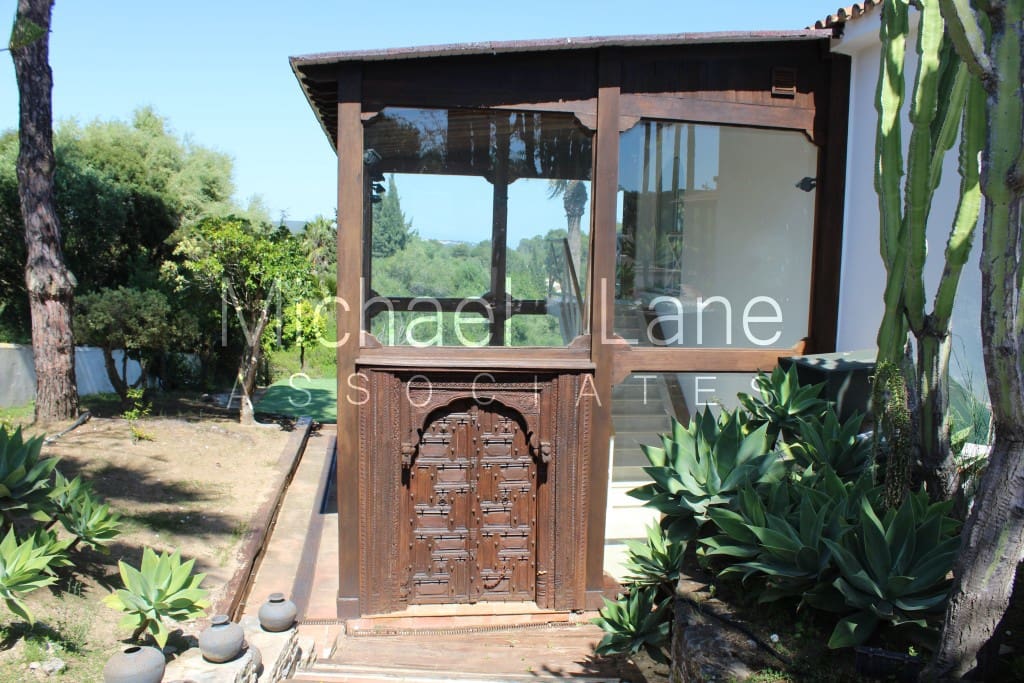 5 soverom Villa til salgs i Sotogrande med svømmebasseng - € 2 780 000 (Ref: 8684613)