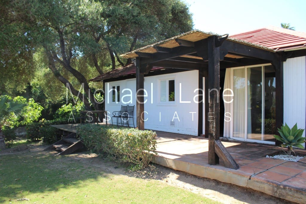 5 soverom Villa til salgs i Sotogrande med svømmebasseng - € 2 780 000 (Ref: 8684613)