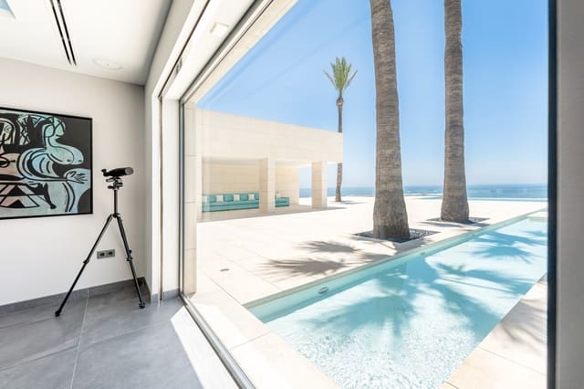 Chalet de 4 habitaciones en Mijas en venta con piscina - 8.100.000 € (Ref: 8684627)