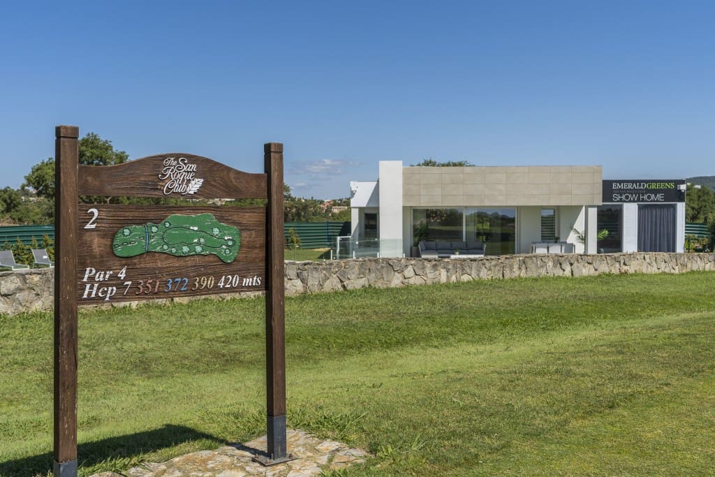 3 soveværelse Lejlighed til salg i San Roque med swimmingpool garage - € 460.000 (Ref: 8713631)