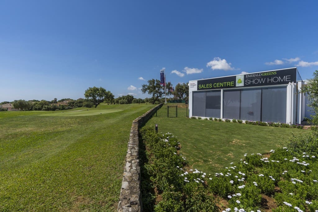 3 soveværelse Lejlighed til salg i San Roque med swimmingpool garage - € 460.000 (Ref: 8713631)