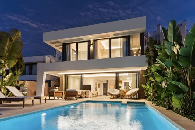 6 quarto Moradia para venda em New Golden Mile, Estepona com piscina - 1 495 000 € (Ref: 8755207)