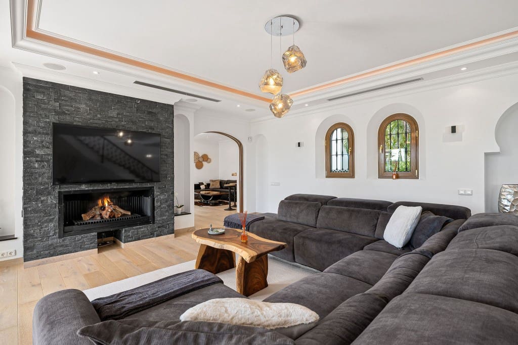 6 quarto Moradia para venda em Benahavis com piscina - 3 499 000 € (Ref: 8755226)