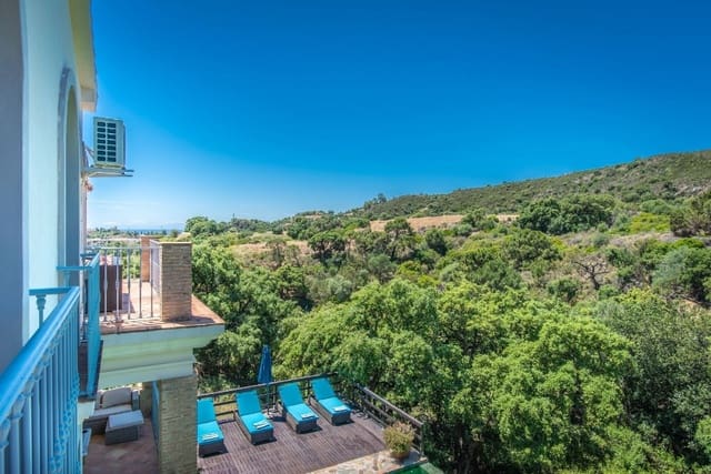 3 sypialnia Willa na sprzedaż w New Golden Mile, Estepona z basenem - 1 195 000 € (Ref: 8998372)