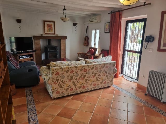 6 soveværelse Finca/Landehus til salg i Antequera med swimmingpool garage - € 545.000 (Ref: 9001015)