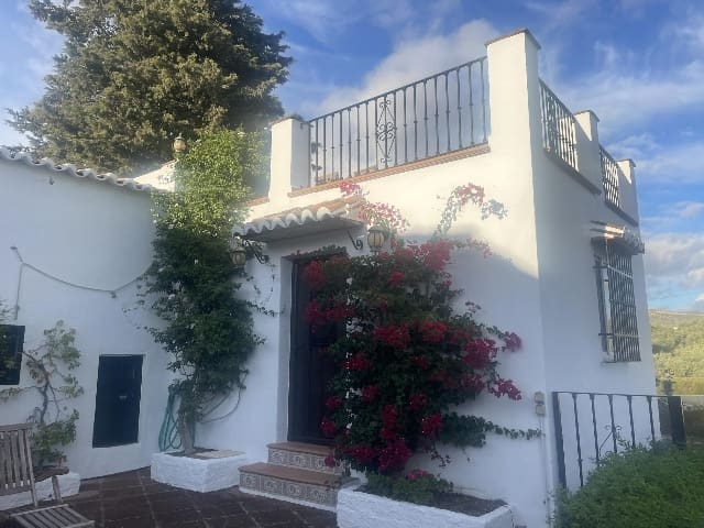 6 soveværelse Finca/Landehus til salg i Antequera med swimmingpool garage - € 545.000 (Ref: 9001015)