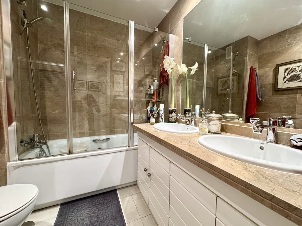 2 sypialnia Penthouse na sprzedaż w Torrequebrada z basenem garażem - 399 990 € (Ref: 9217229)