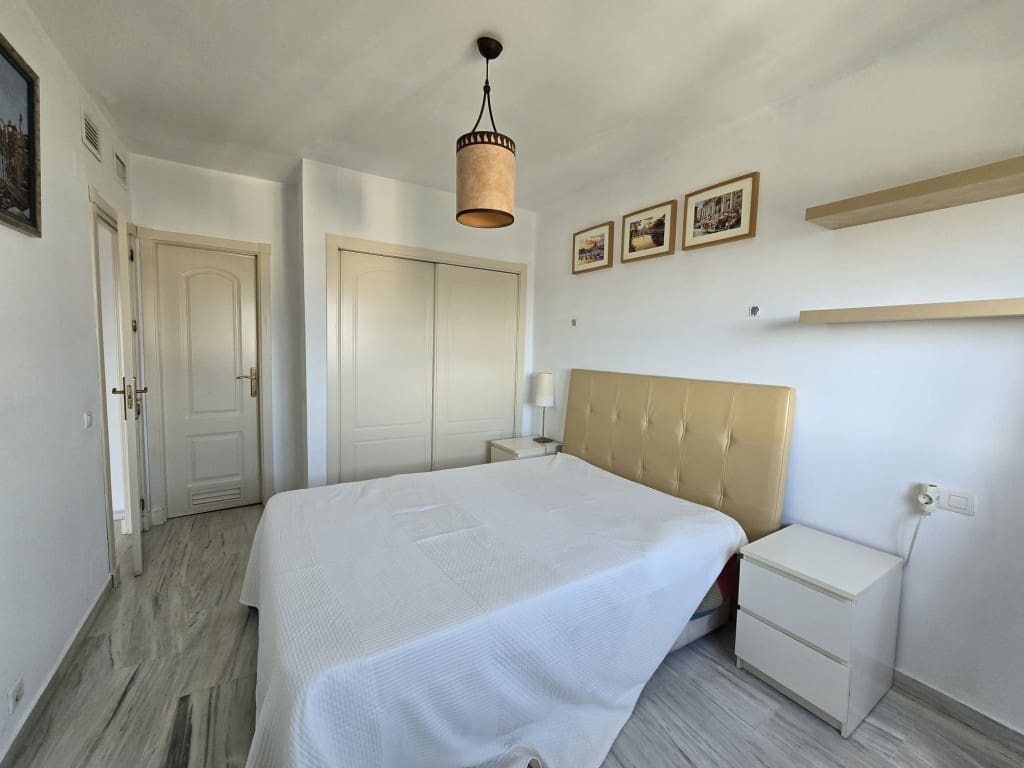 2 soveværelse Penthouse til salg i Churriana med swimmingpool garage - € 375.000 (Ref: 9217230)