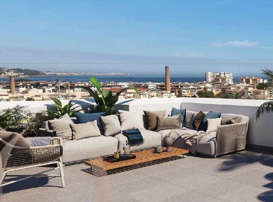 2 sypialnia Apartament na sprzedaż w Torre del Mar z basenem garażem - 269 950 € (Ref: 9269242)