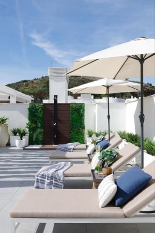 3 slaapkamer Penthouse te koop in El Limonar, Málaga stad met zwembad - € 1.000.000 (Ref: 9334501)