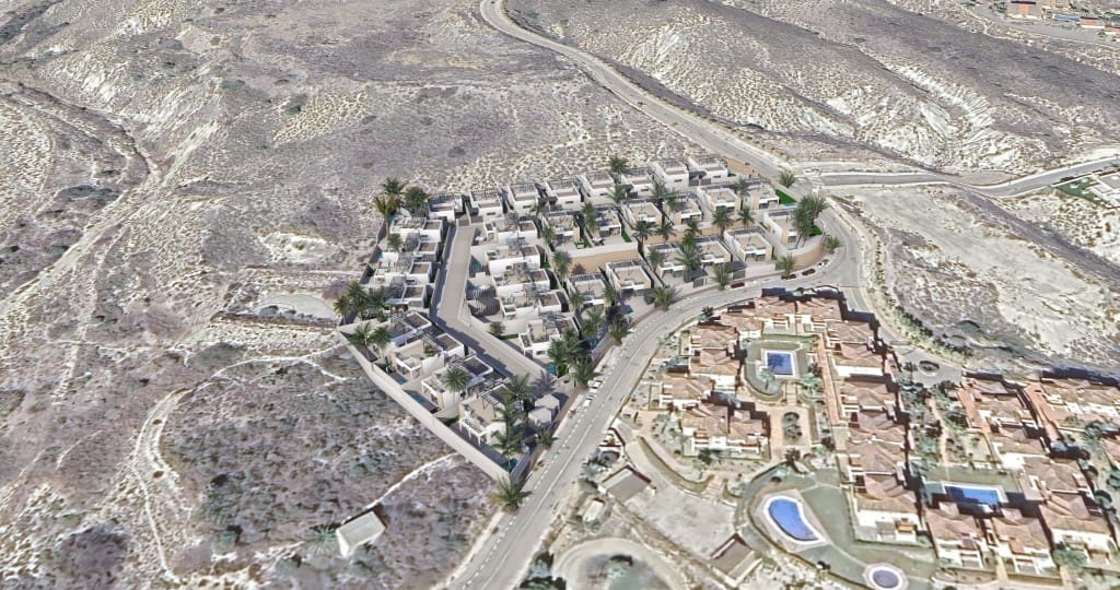 Chalet de 3 habitaciones en Valle del Este en venta con piscina - 341.000 € (Ref: 9366934)