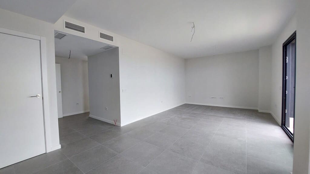 2 slaapkamer Penthouse te koop in Rincon de la Victoria met zwembad - € 440.000 (Ref: 9398161)