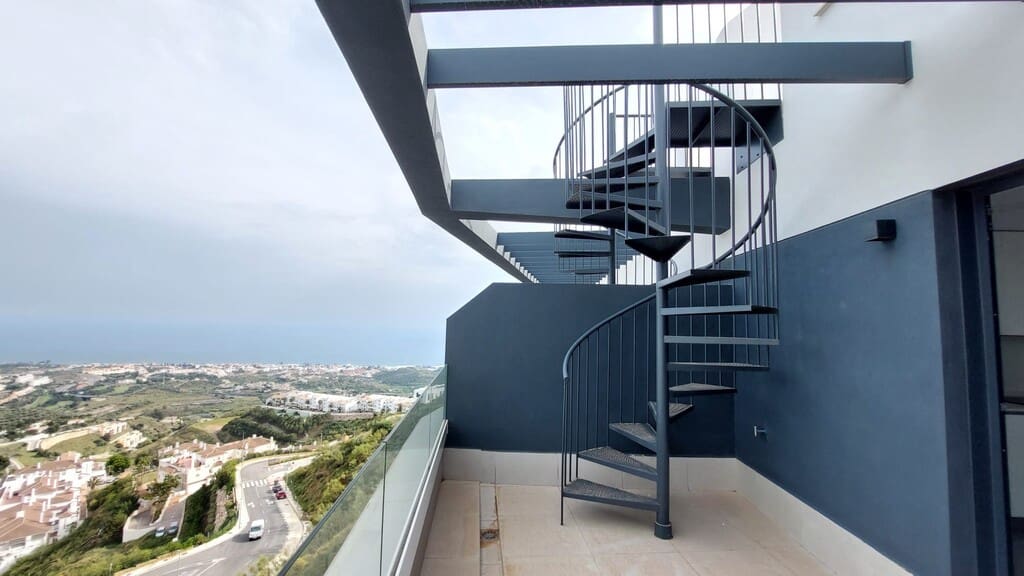 2 slaapkamer Penthouse te koop in Rincon de la Victoria met zwembad - € 440.000 (Ref: 9398161)