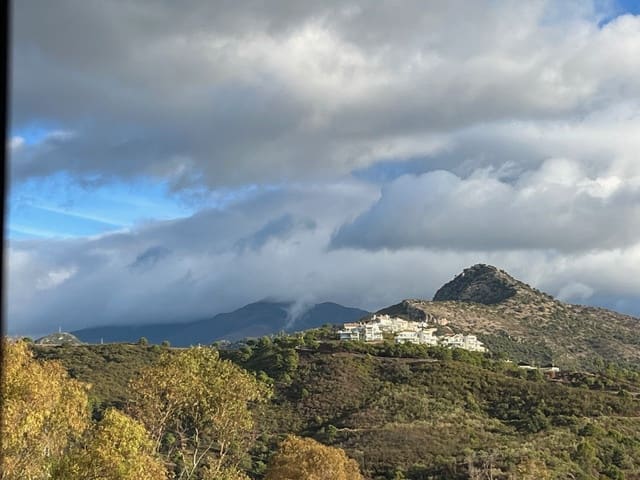 2 sypialnia Apartament na sprzedaż w Los Flamingos z basenem - 270 000 € (Ref: 9455825)