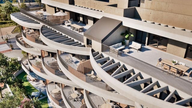 2 sypialnia Penthouse na sprzedaż w Miasto Málaga z basenem garażem - 630 630 € (Ref: 9455826)