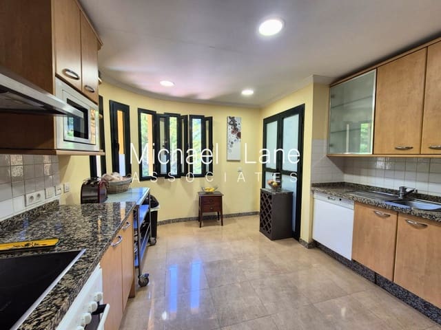 2 slaapkamer Penthouse te koop in Sotogrande Alto, San Roque met zwembad garage - € 475.000 (Ref: 9471131)