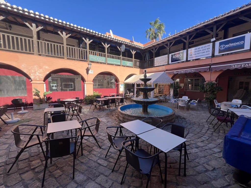 Commerciale in vendita in Calahonda - 199.000 € (Rif: 9471133)