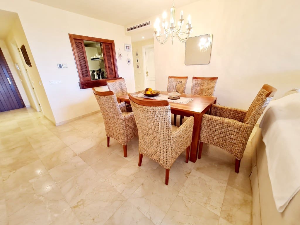 2 soverom Penthouse til salgs i New Golden Mile med svømmebasseng - € 499 000 (Ref: 9471136)