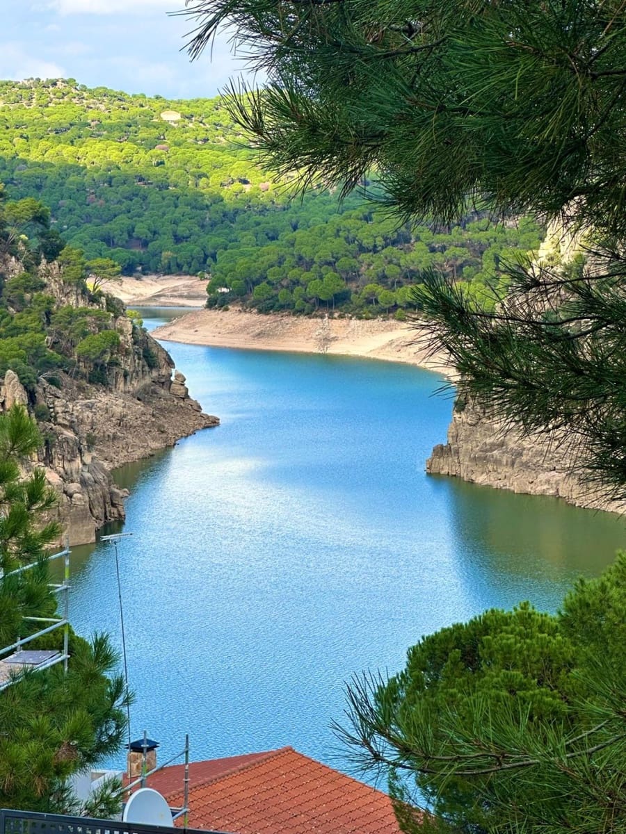 3 soveværelse Villa til salg i San Martin de Valdeiglesias - € 480.000 (Ref: 9491064)