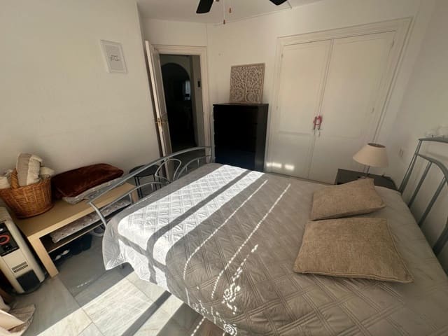 Ático de 2 habitaciones en Mijas Golf, Mijas en venta con piscina garaje - 295.000 € (Ref: 9575621)