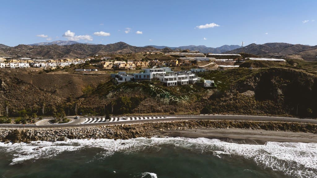 Chalet de 3 habitaciones en Lagos en venta con piscina garaje - 545.000 € (Ref: 9655628)