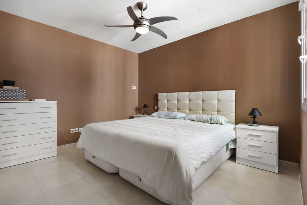 3 quarto Apartamento para venda em Nueva Andalucia com piscina - 630 000 € (Ref: 9966258)