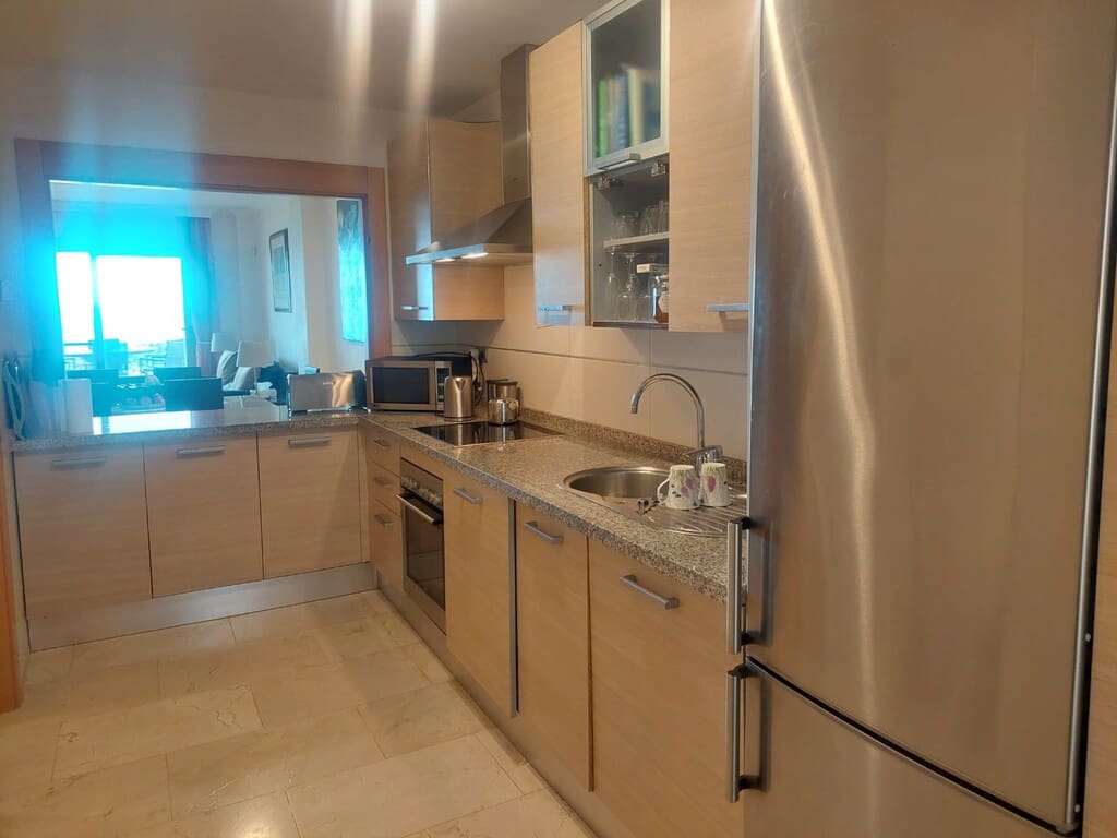 2 bedroom Apartment for sale in Benahavis with pool garage - € 525,000 (Ref: 9966261)