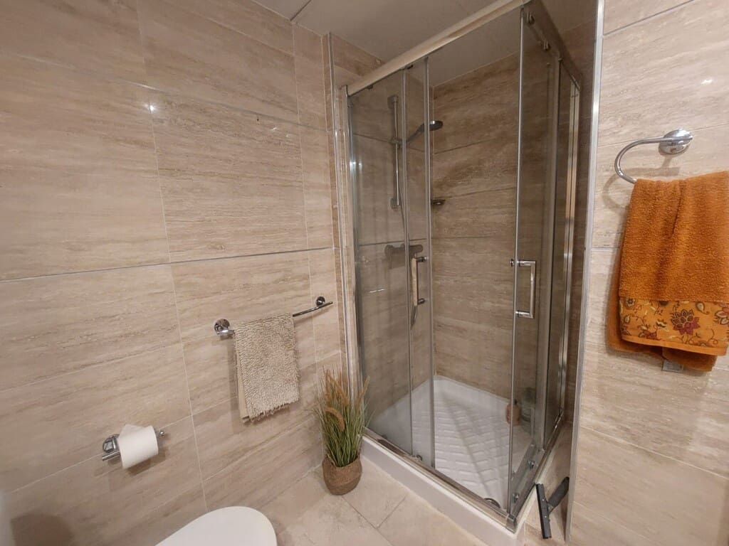 2 bedroom Apartment for sale in Benahavis with pool garage - € 525,000 (Ref: 9966261)