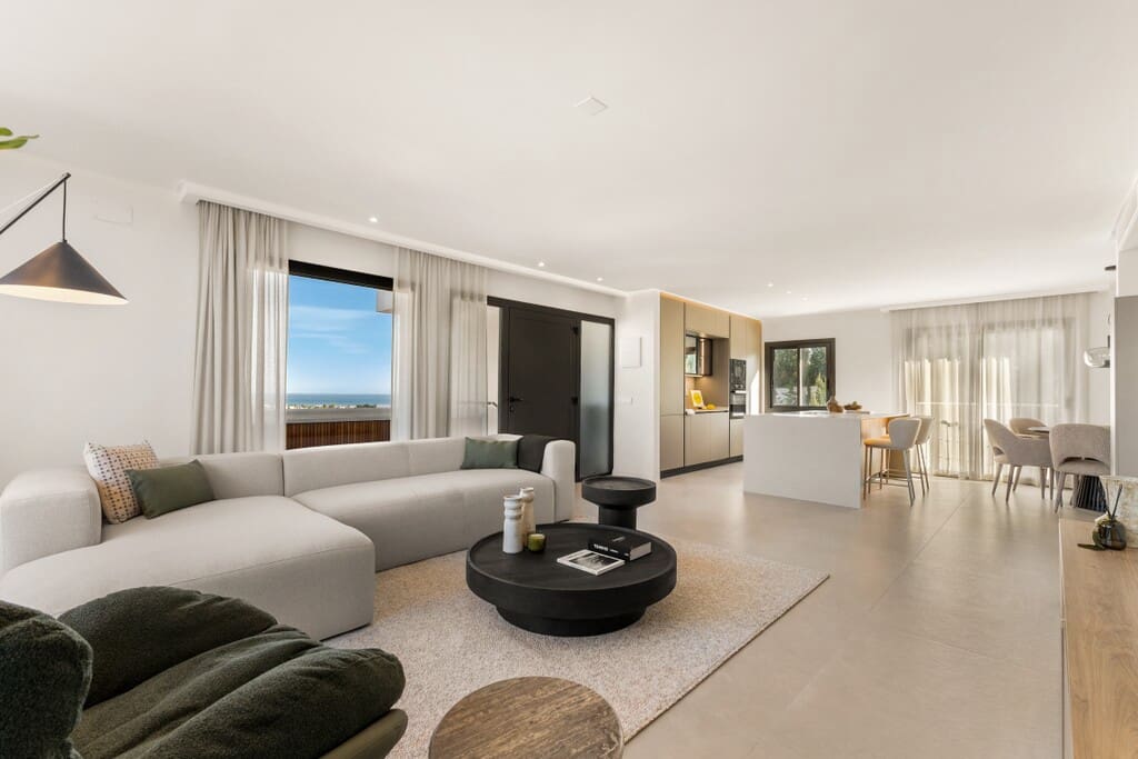 2 soverom Penthouse til salgs i Nueva Andalucia med svømmebasseng - € 995 000 (Ref: 9966263)