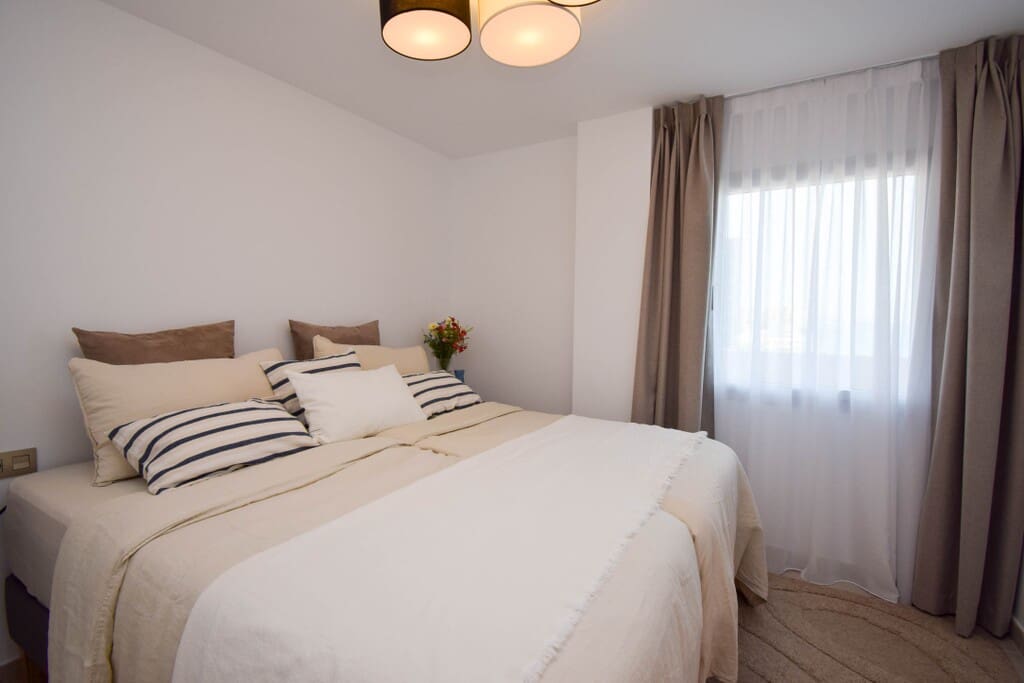 3 sypialnia Penthouse na sprzedaż w Fuengirola z basenem garażem - 1 197 000 € (Ref: 9967267)