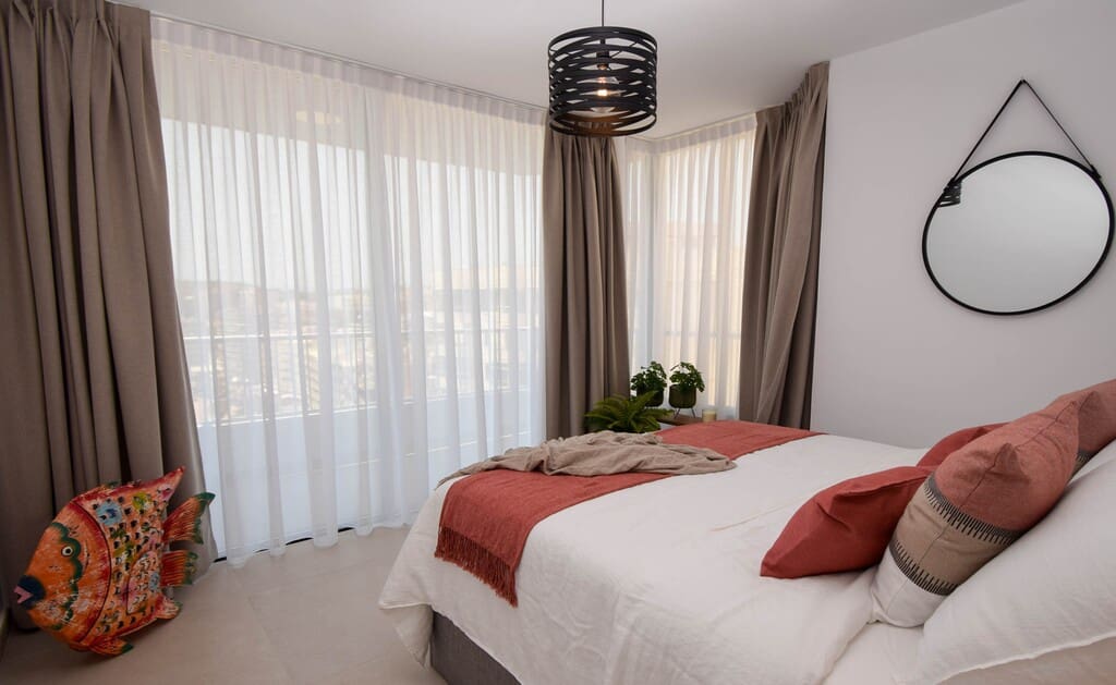 3 sypialnia Penthouse na sprzedaż w Fuengirola z basenem garażem - 1 197 000 € (Ref: 9967267)