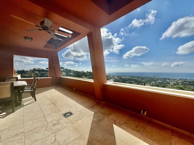2 sovrum Lägenhet till salu i El Rosario, Marbella med pool garage - 580 000 € (Ref: 9967273)