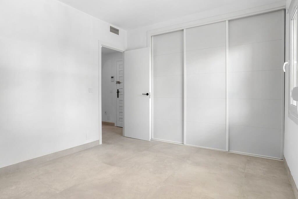 3 soverom Leilighet til salgs i Nueva Andalucia med svømmebasseng - € 875 000 (Ref: 9967274)