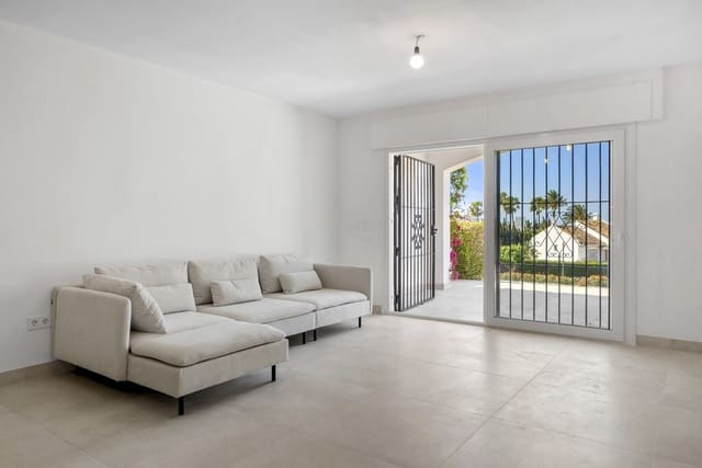 3 soverom Leilighet til salgs i Nueva Andalucia, Marbella med svømmebasseng - € 875 000 (Ref: 9967274)