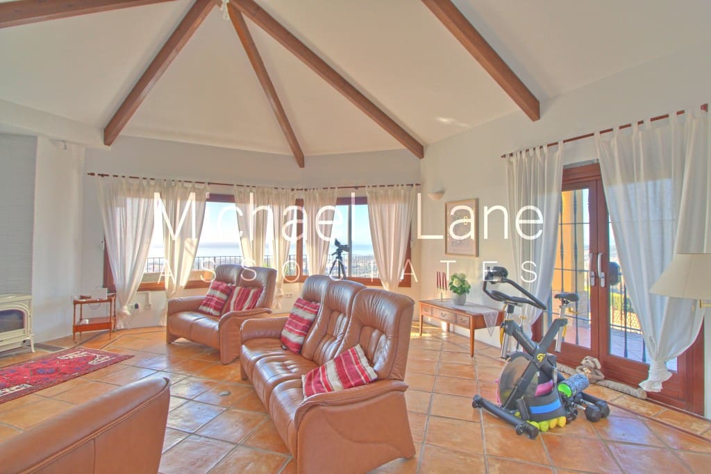 5 chambre Finca/Maison de Campagne à vendre à Estepona avec piscine garage - 3 400 000 € (Ref: 9967277)