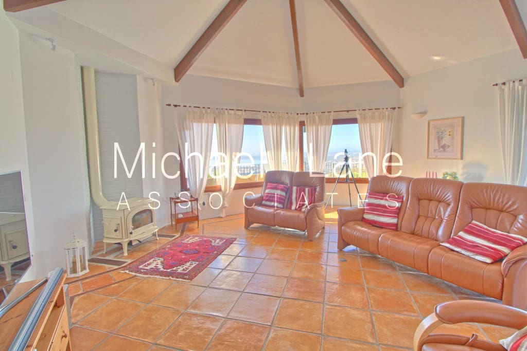 5 chambre Finca/Maison de Campagne à vendre à Estepona avec piscine garage - 3 400 000 € (Ref: 9967277)