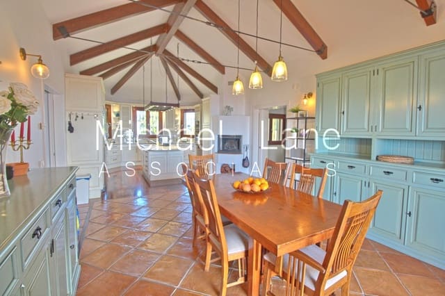 5 chambre Finca/Maison de Campagne à vendre à Estepona avec piscine garage - 3 400 000 € (Ref: 9967277)