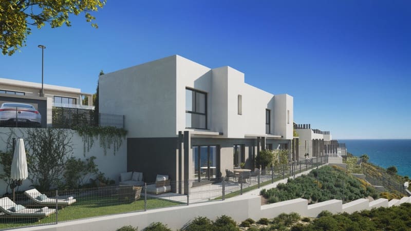 3 soveværelse Semi-Rækkehus til salg i Velez-Malaga med swimmingpool - € 435.000 (Ref: 9994827)