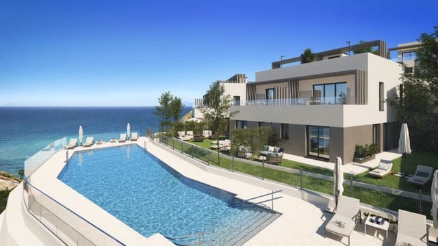 3 soveværelse Semi-Rækkehus til salg i Vélez-Málaga med swimmingpool - € 435.000 (Ref: 9994827)